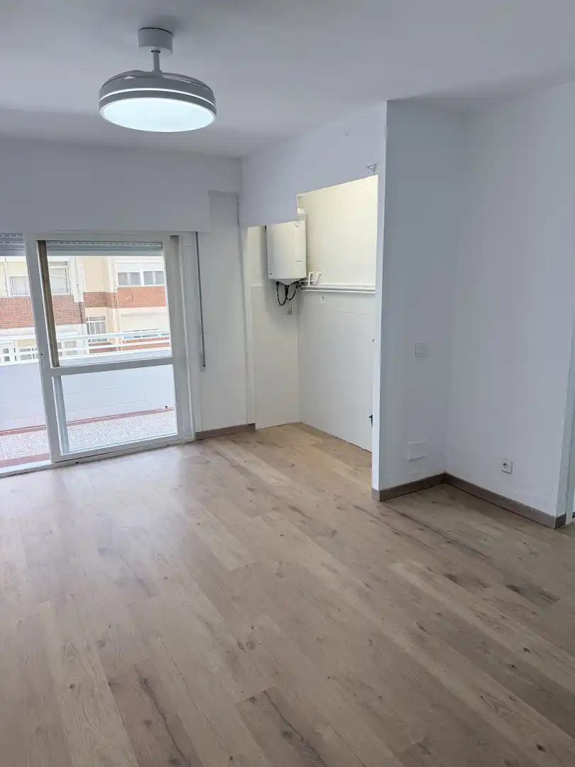 Estudio en venta en Almería con Terraza