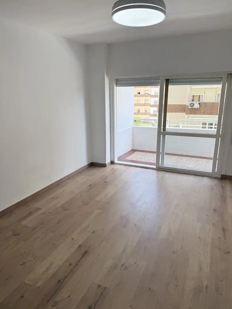 Habitación de Estudio en venta en Almería con Terraza
