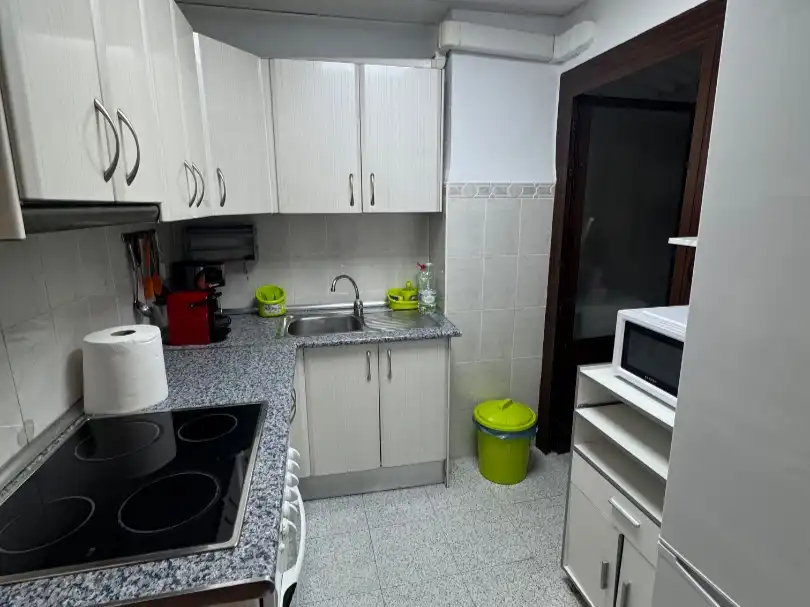 Room in Calle Héroe de Sostoa, 78, La Princesa
