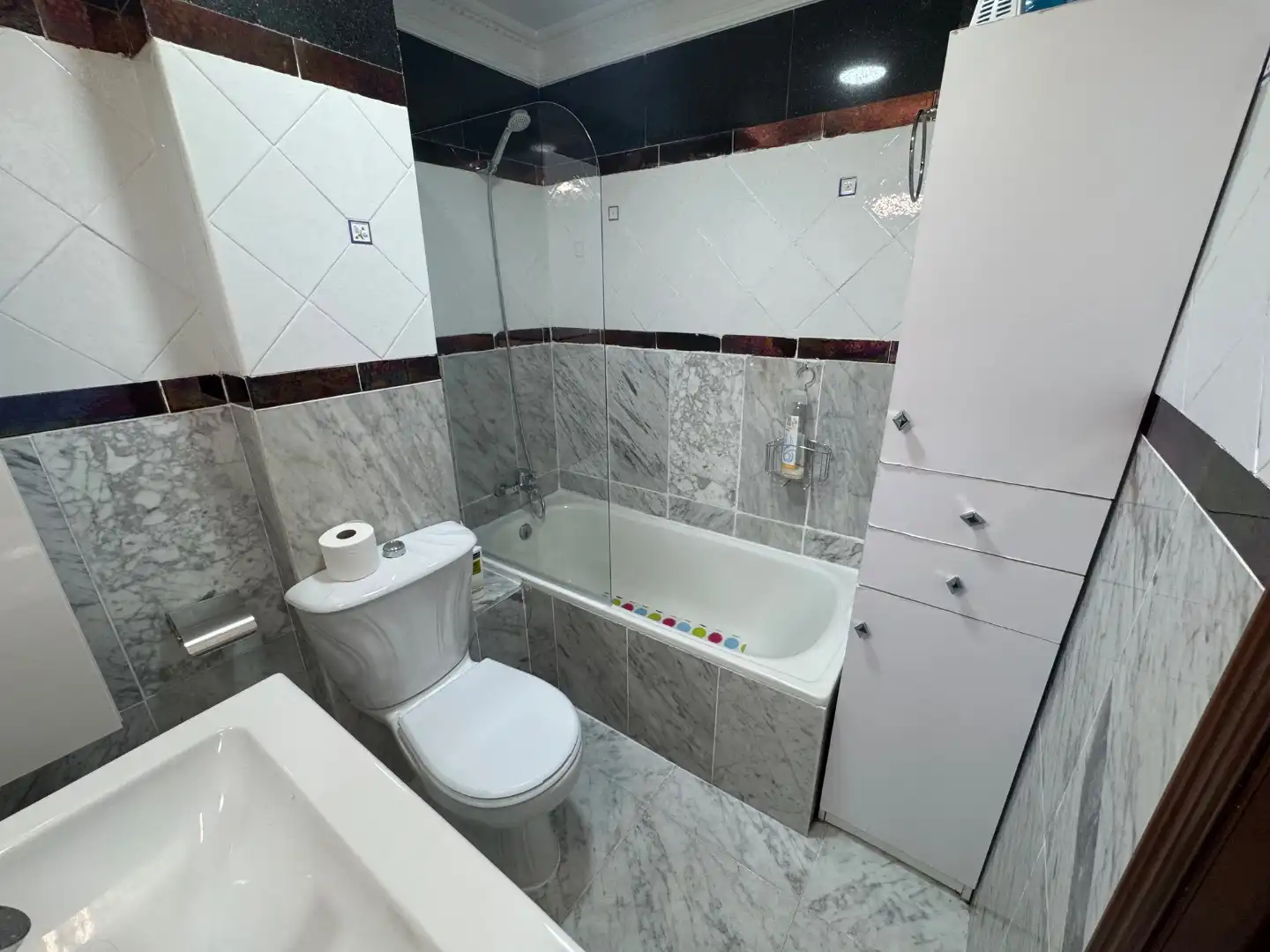 Room in Calle Héroe de Sostoa, 78, La Princesa