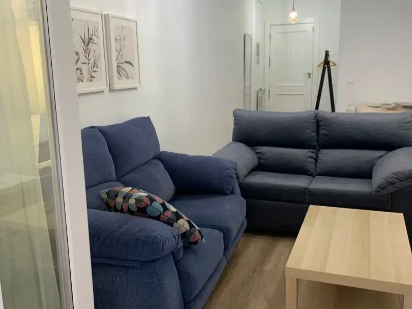 Pis de lloguer a Calle Postas, 14, La Morería Sala d'estar de Pis de lloguer en Ciudad Real amb Aire condicionat, Calefacció i Terrassa