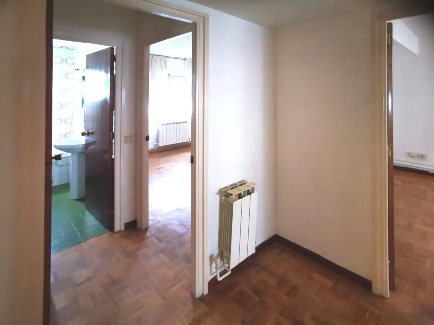 Flat for rent in Calle Paula de la Vega, 4, Pinar del Rey Flat for rent in Madrid with Heating and Parquet flooring