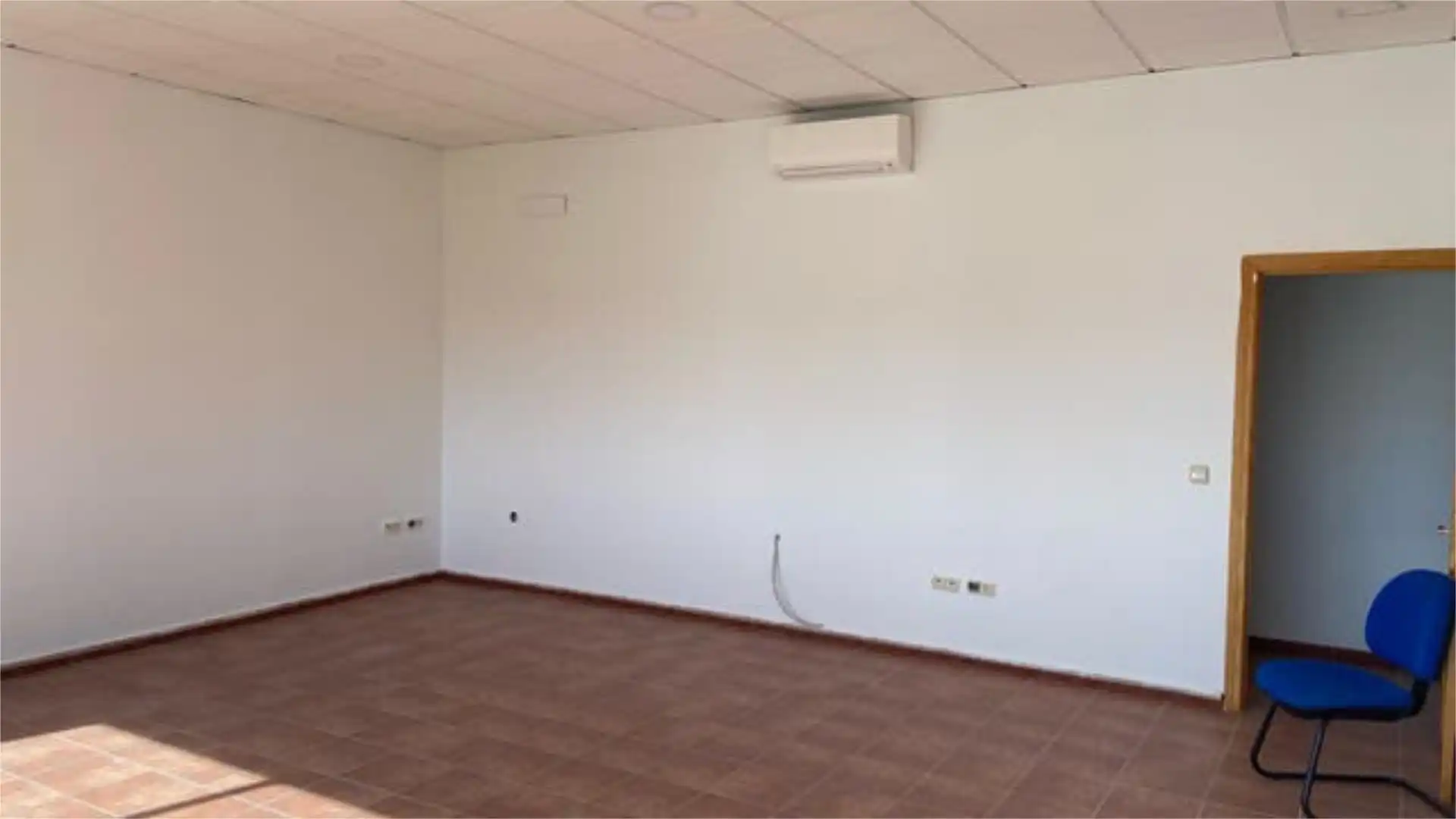 Oficina de alquiler en Casabermeja con Aire acondicionado