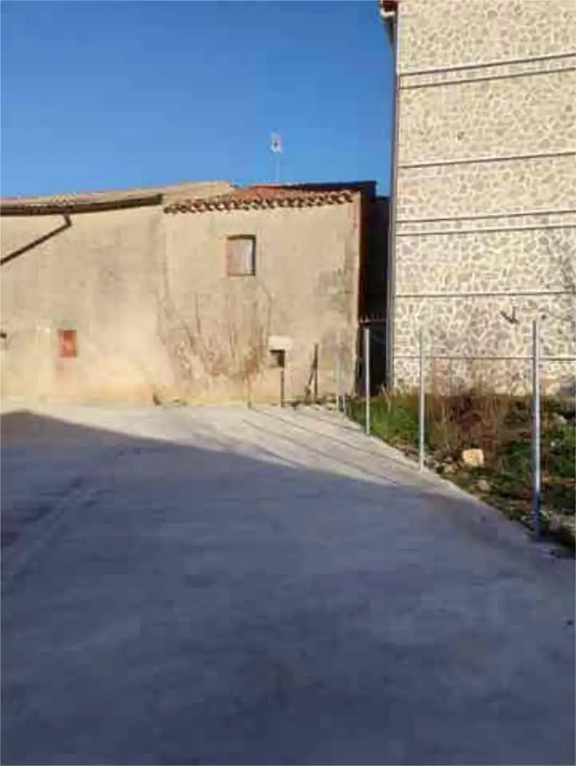 Casa o chalet en venta en Espeja de San Marcelino Parking de Casa o chalet en venta en Espeja de San Marcelino