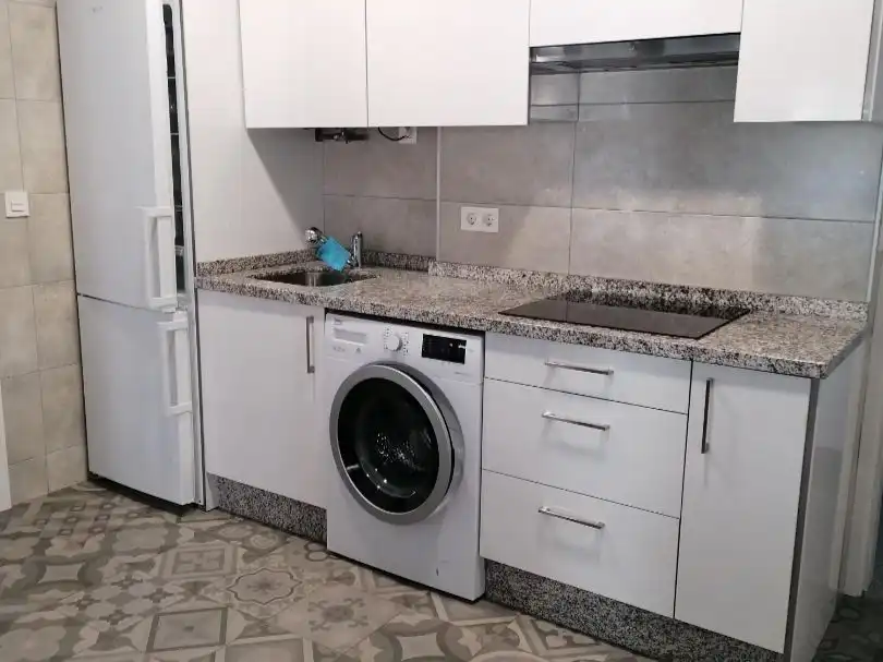 Cocina de Apartamento de alquiler en León Capital  con Calefacción, Parquet y Balcón