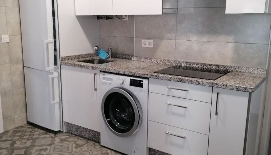 Apartamento de alquiler en Calle Benito Arias Montano, 27, San Esteban, León Capital - imagen 1 Foto 1 de Apartamento de alquiler en Calle Benito Arias Montano, 27, San Esteban, León Capital