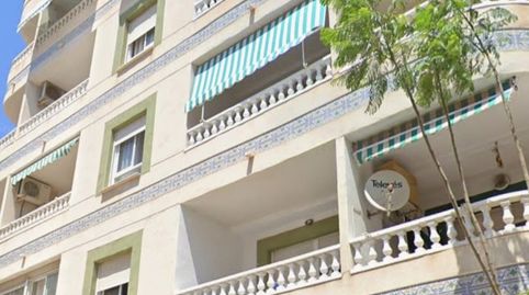Foto 4 de Piso en venta en Calle San Policarpo, 58, Parque de las Naciones, Torrevieja