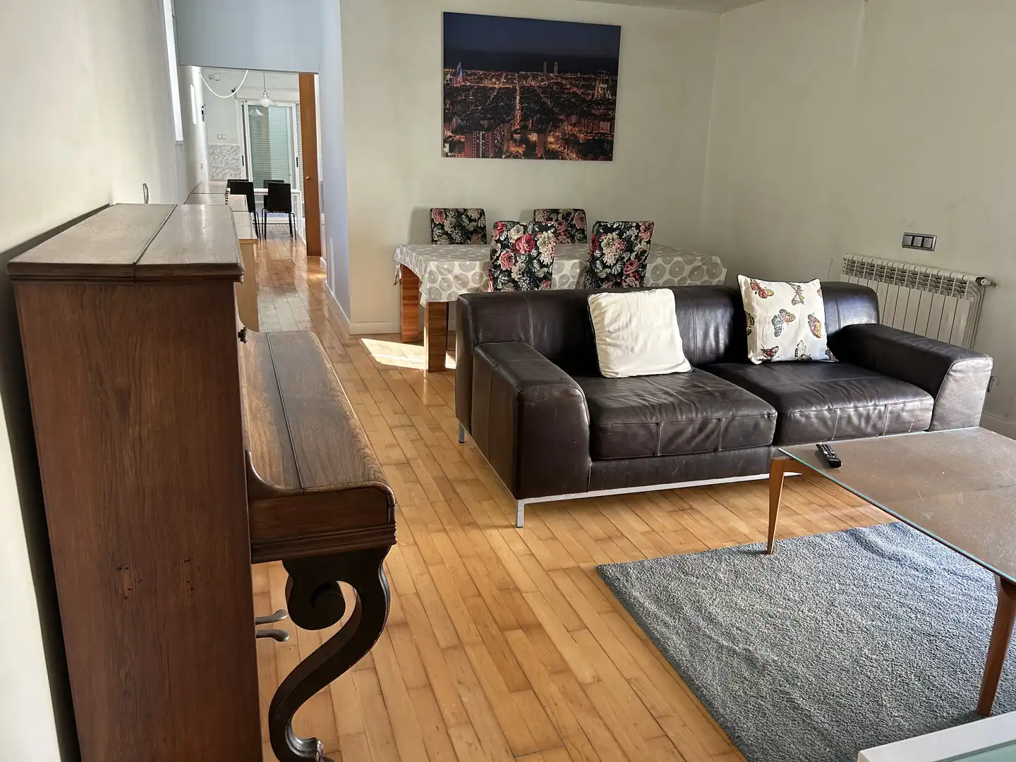 Sala d'estar de Pis per a compartir en Tudela amb Jardí privat, Parquet i Moblat