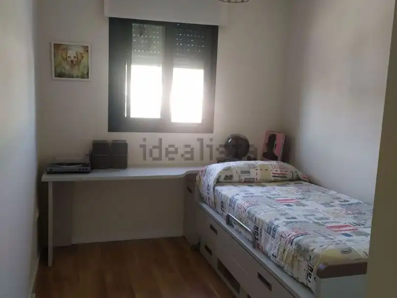 Attic for sale in Barrio Alto Bedroom of Attic for sale in San Juan de Aznalfarache with Air Conditioner, Terrace and Swimming Pool