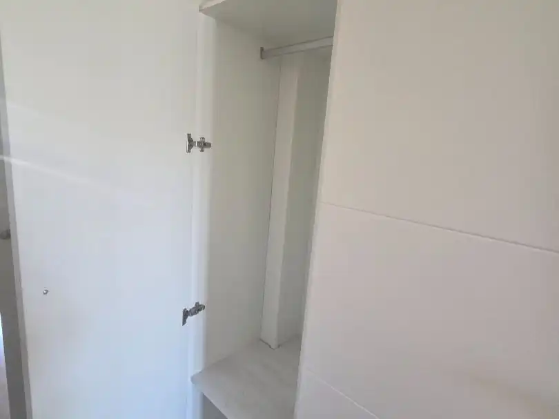 Attic for sale in Barrio Alto Attic for sale in San Juan de Aznalfarache with Air Conditioner, Terrace and Swimming Pool