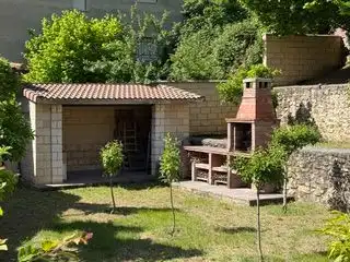 Casa adosada en venta en Calle a Rguez Valcarcel, 4, Valle de Sedano Jardín de Casa adosada en venta en Valle de Sedano con Jardín privado, Trastero y Amueblado