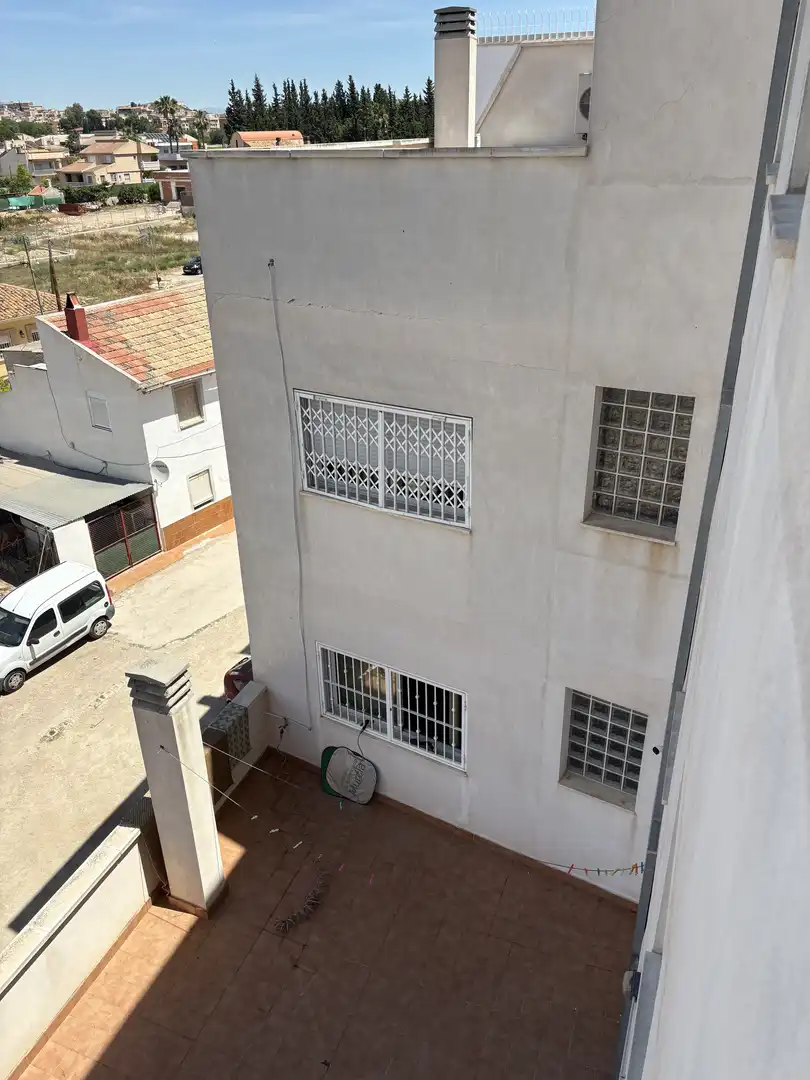 Piso en venta en Carril Cuevas, 12, Cabezo de Torres Terraza de Piso en venta en Murcia con Aire acondicionado, Calefacción y Parquet