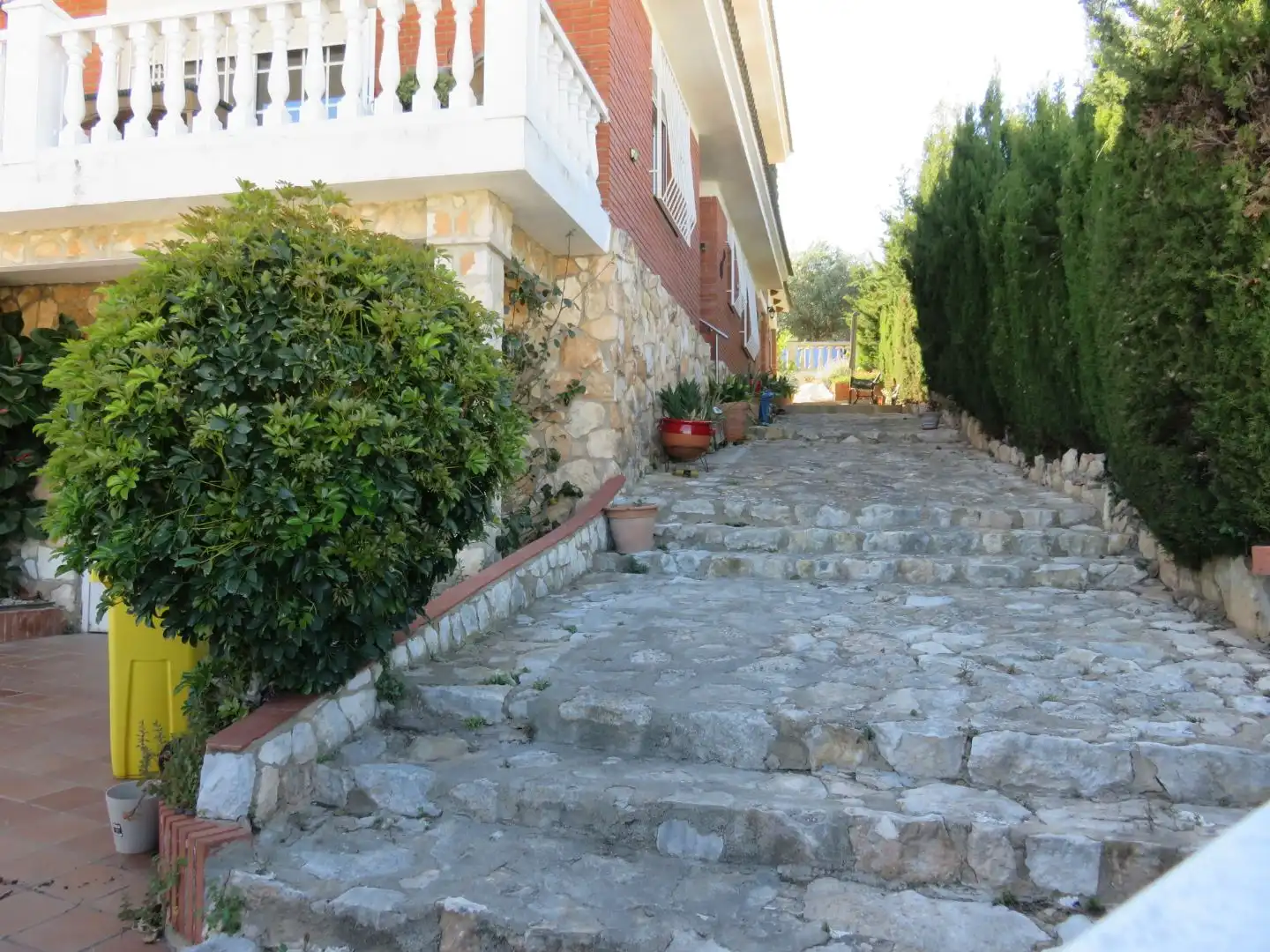 Casa o xalet en venda a Carrer Malva, 2, Nou Vendrell Vista exterior de Casa o xalet en venda en El Vendrell amb Aire condicionat, Terrassa i Piscina