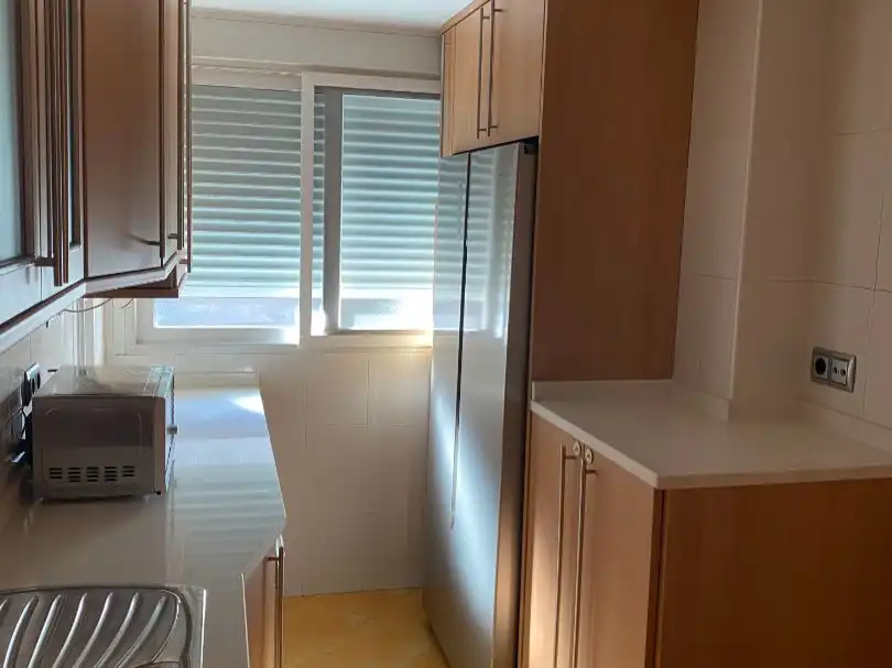 Cocina de Piso de alquiler en Coslada con Aire acondicionado, Calefacción y Parquet