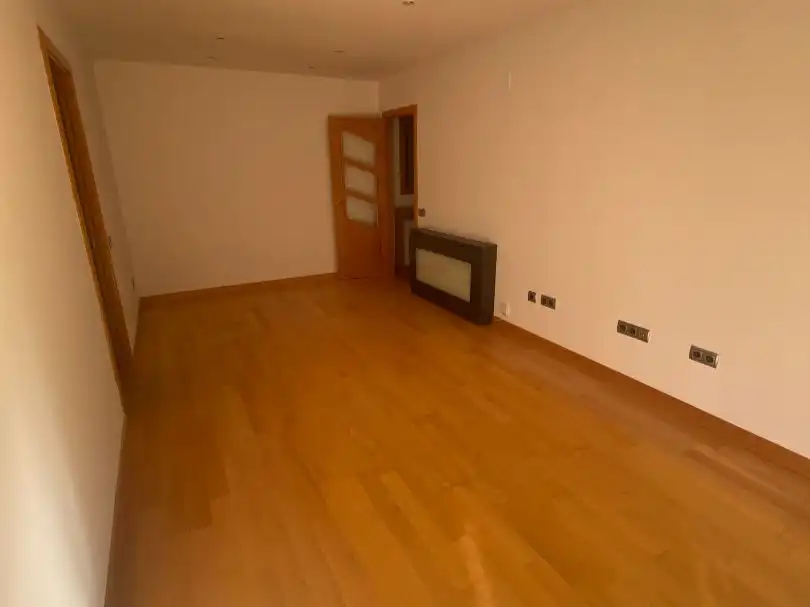 Piso de alquiler en Coslada con Aire acondicionado, Calefacción y Parquet