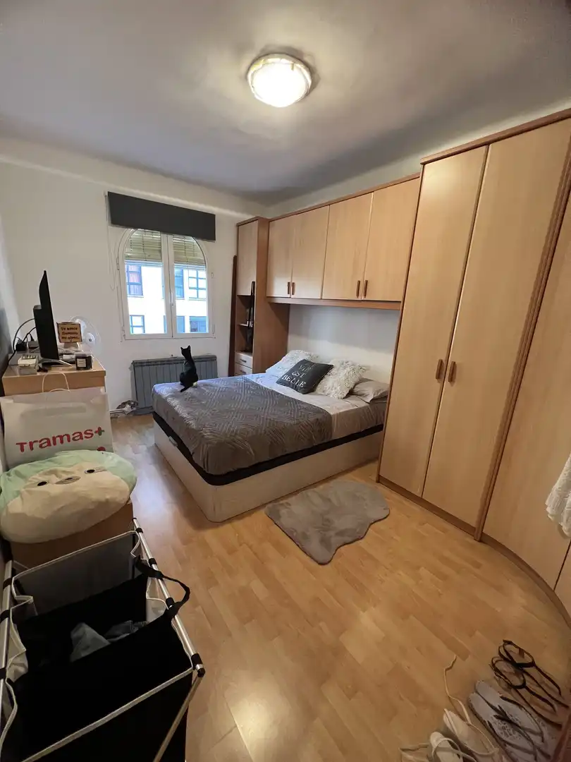 Piso en venta en Calle Conde de Superunda, 2, Oeste Habitación de Piso en venta en Logroño con Terraza y Balcón