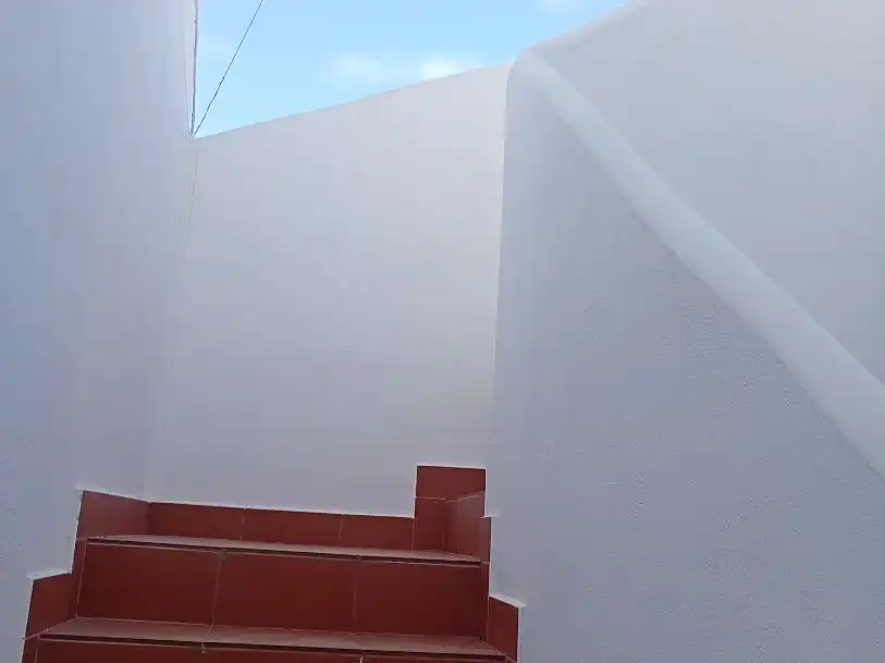 Vista exterior de Dúplex de alquiler en Adra con Aire acondicionado, Terraza y Amueblado