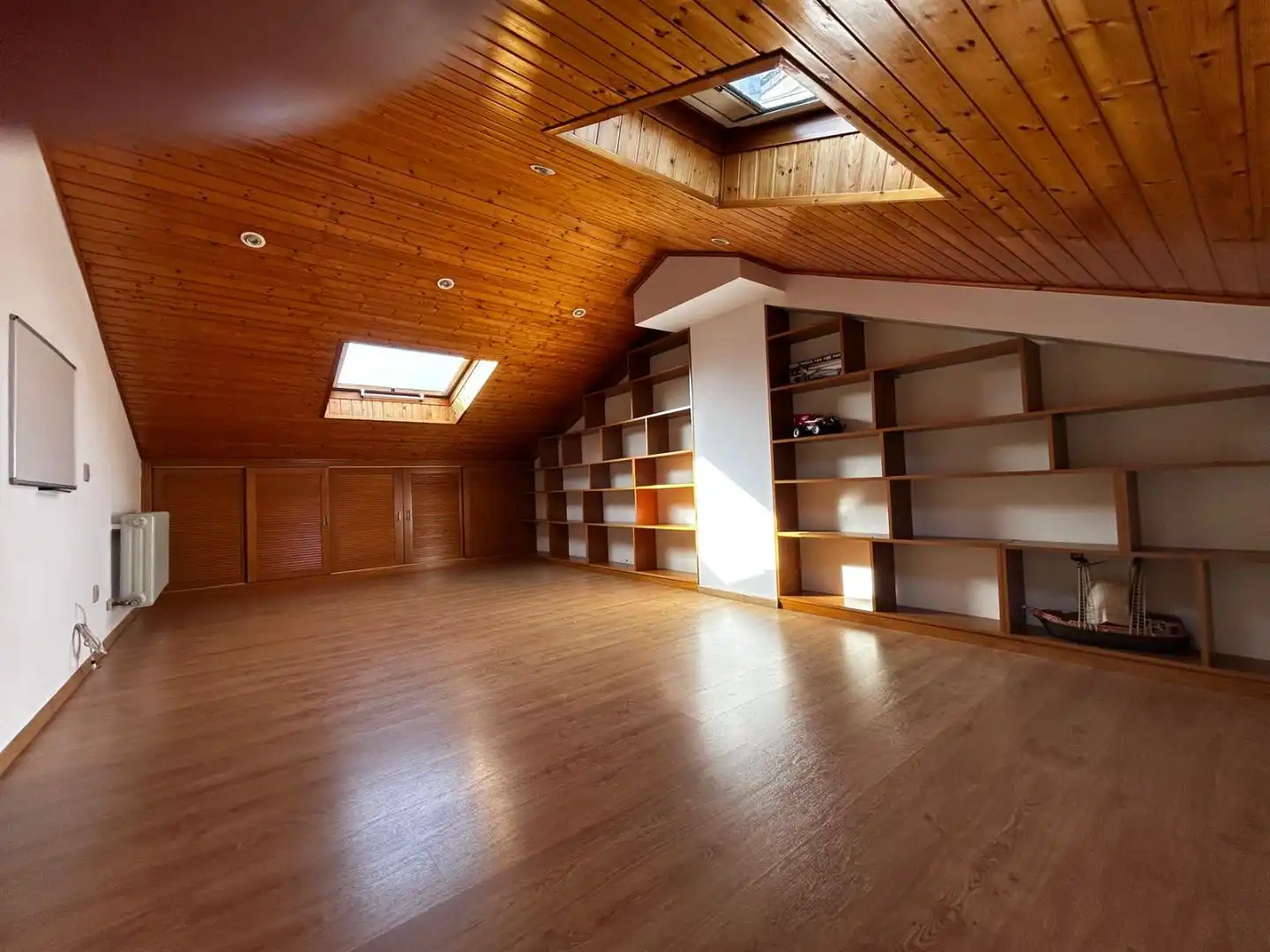 Flat for rent in Urbanización Aldea Nova, 131, Bertamirans Flat for rent in Ames with Heating, Private garden and Parquet flooring