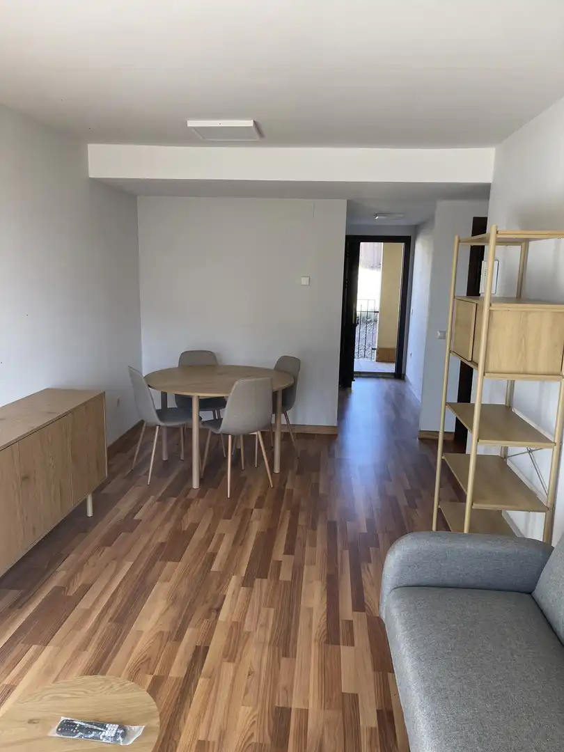 Piso de alquiler en Calle Mayor, 5, Aguilar del Alfambra Comedor de Piso de alquiler en Aguilar del Alfambra con Calefacción, Jardín privado y Parquet