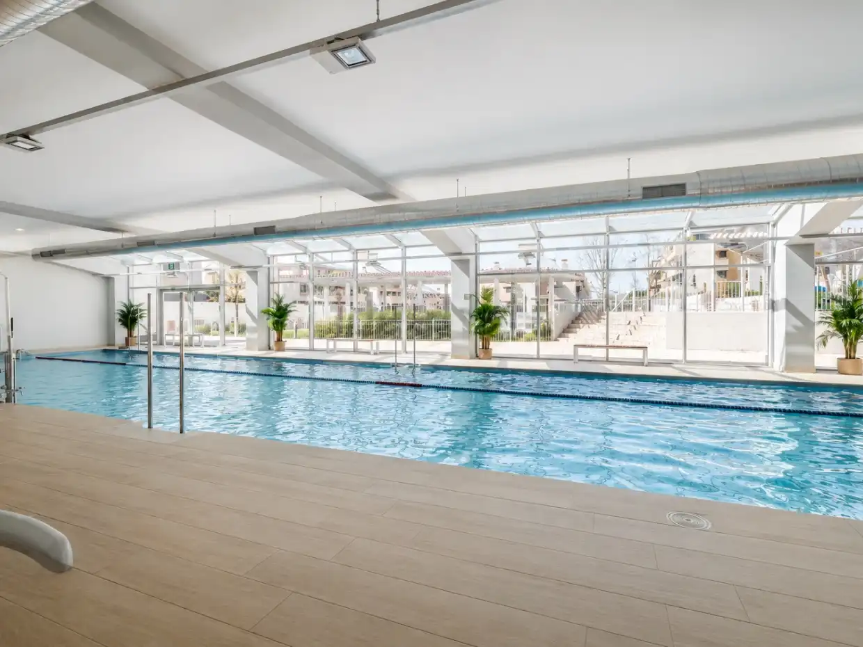 Pis en venda a Golf - El Carralero Piscina de Pis en venda en Majadahonda amb Aire condicionat, Calefacció i Jardí privat