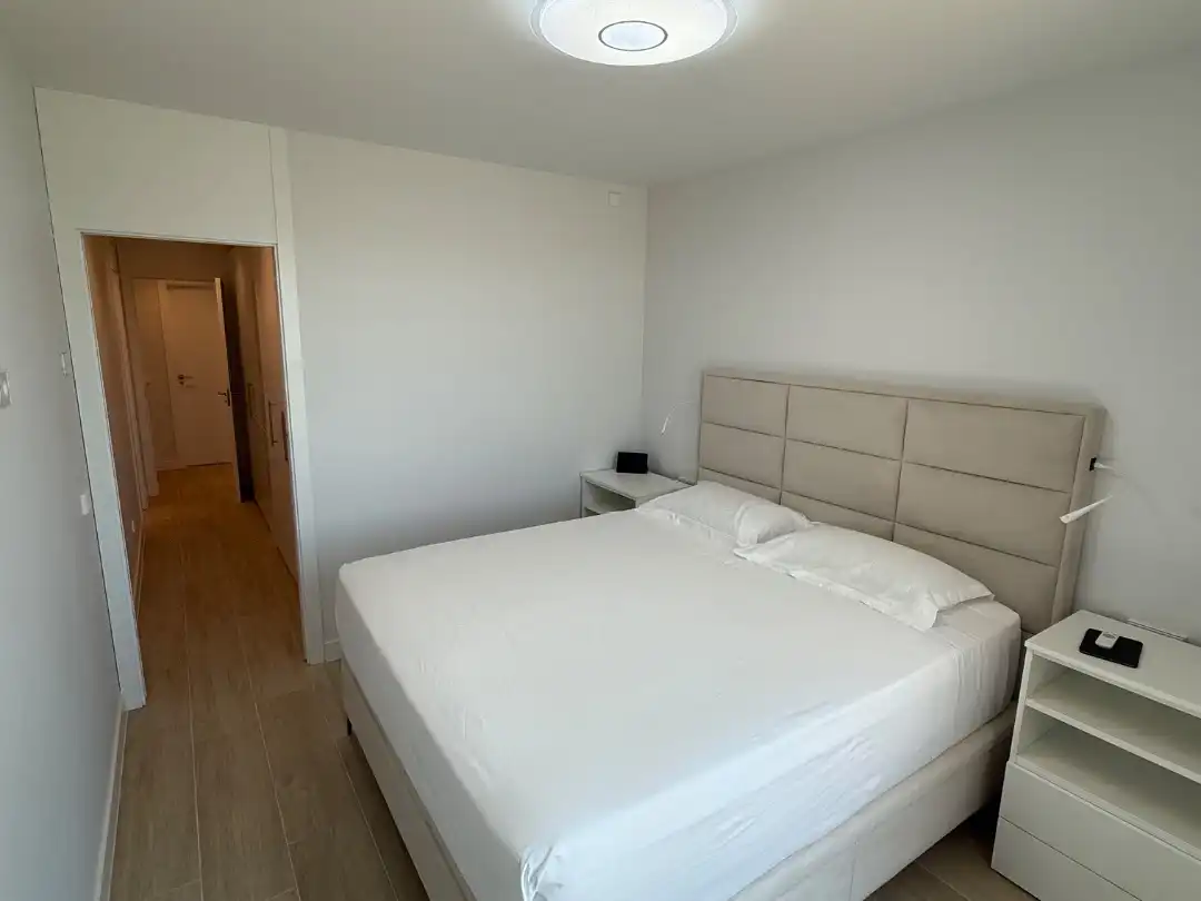 Flat for sale in Golf - El Carralero Bedroom of Flat for sale in Majadahonda with Air Conditioner, Heating and Private garden