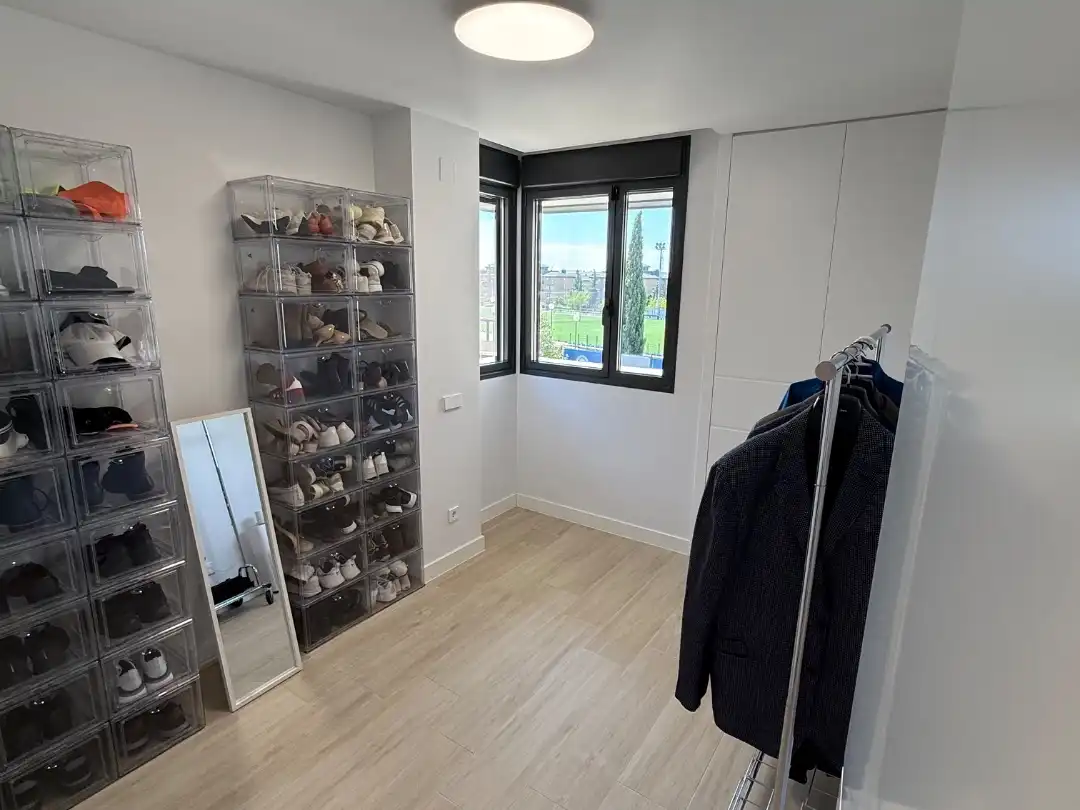 Flat for sale in Golf - El Carralero Bedroom of Flat for sale in Majadahonda with Air Conditioner, Heating and Private garden