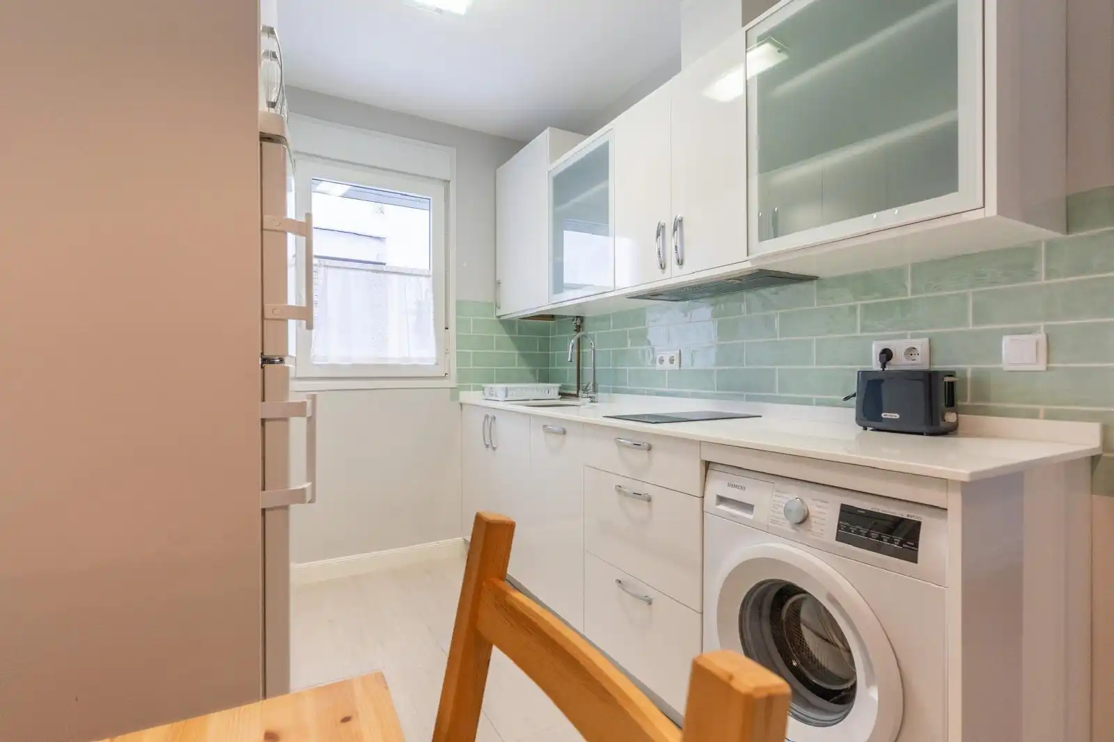 Cocina de Piso de alquiler en  Madrid Capital