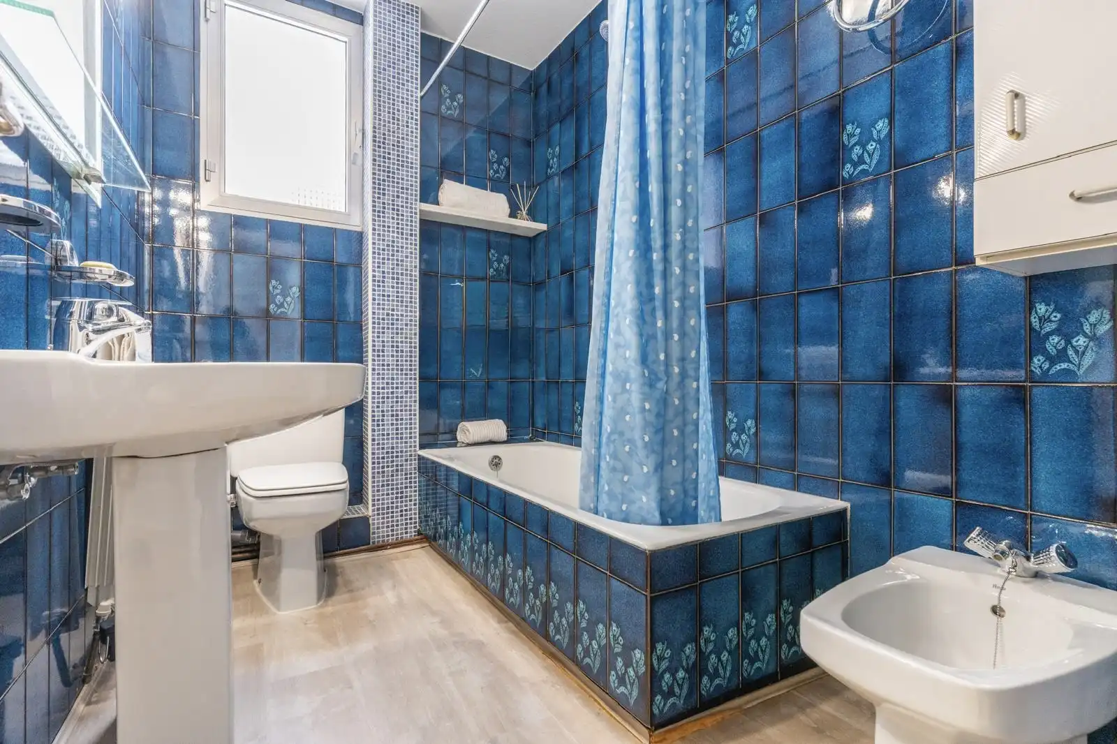 Baño de Piso de alquiler en  Madrid Capital