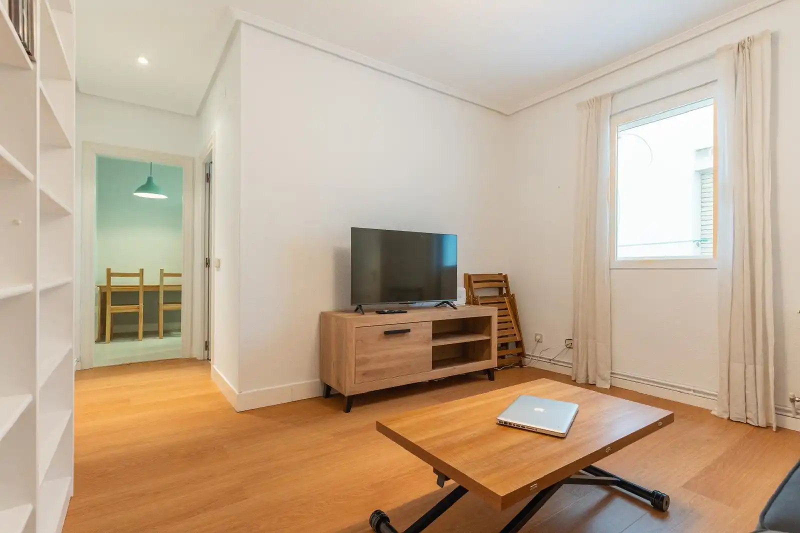 Sala de estar de Piso de alquiler en  Madrid Capital