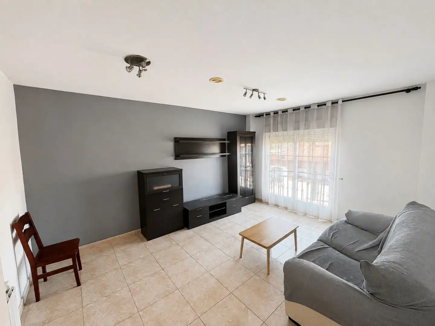 Piso en venta en Avenida San Francisco, 15, Cobeja Sala de estar de Piso en venta en Cobeja con Aire acondicionado y Balcón