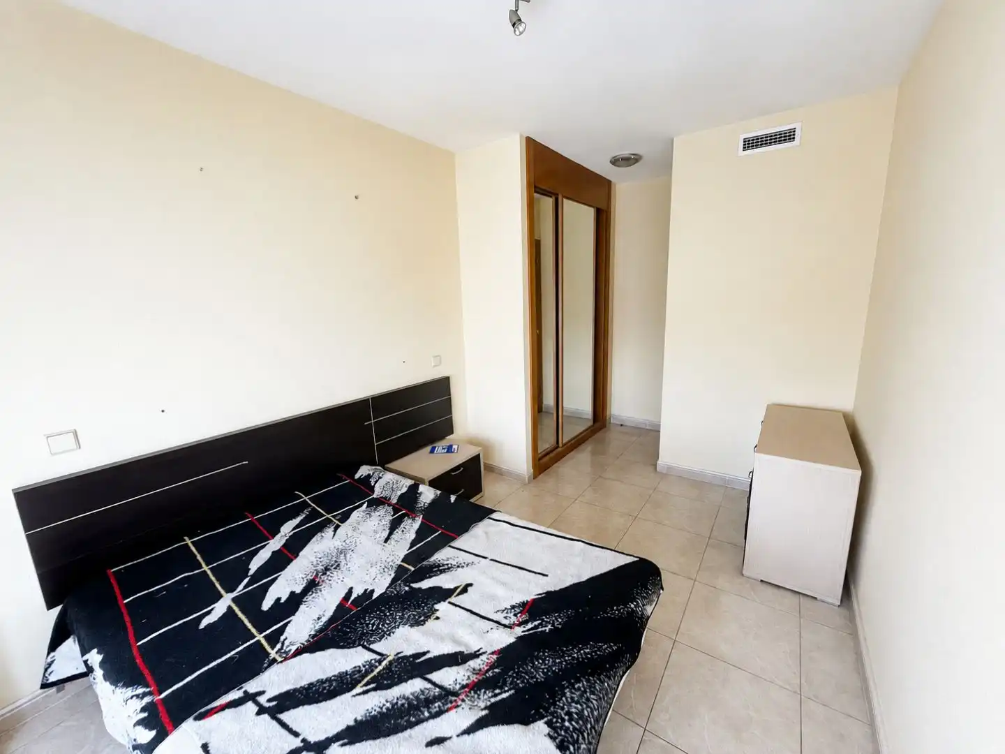 Piso en venta en Avenida San Francisco, 15, Cobeja Habitación de Piso en venta en Cobeja con Aire acondicionado y Balcón