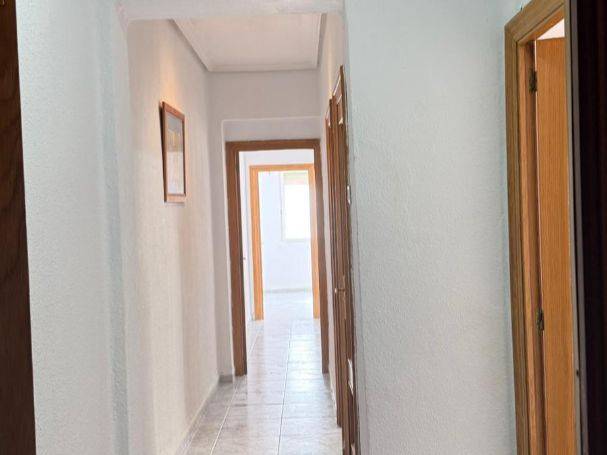 Piso en Alquiler en Carrer de les Acàcies, 35 en Barrio de Benicalap