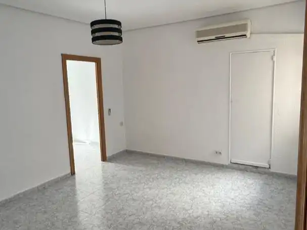 Pis de lloguer a Carrer de les Acàcies, 35, Barrio de Benicalap