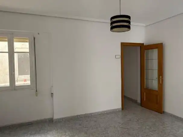 Pis de lloguer a Carrer de les Acàcies, 35, Barrio de Benicalap