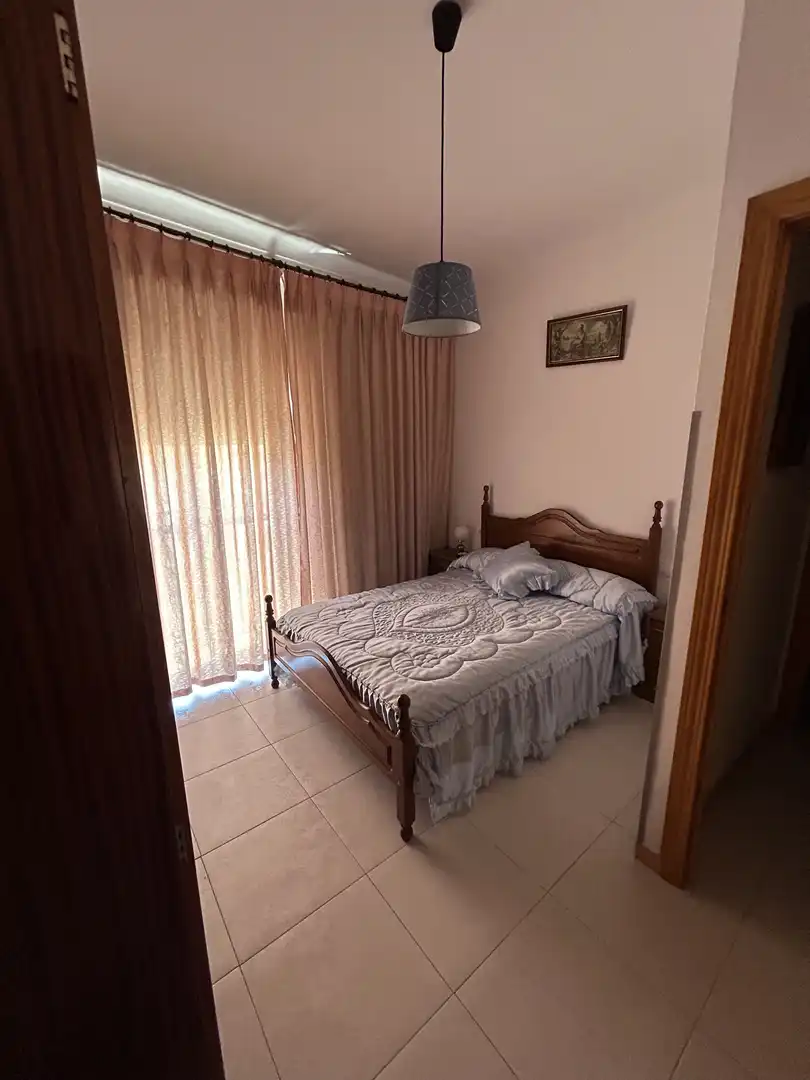Dormitori de Casa adosada en venda en Doña Mencía amb Terrassa, Moblat i Balcó