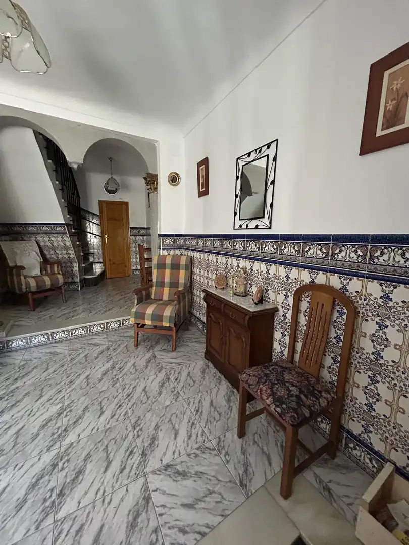 Casa adosada en venda en Doña Mencía amb Terrassa, Moblat i Balcó