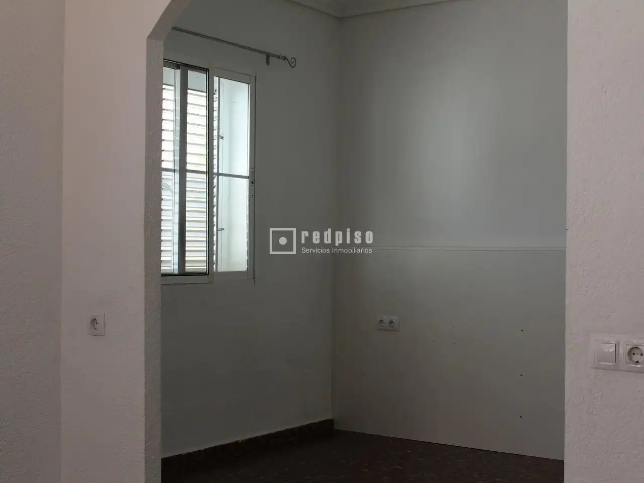 Habitación de Casa adosada de alquiler en Manises con Aire acondicionado, Calefacción y Parquet