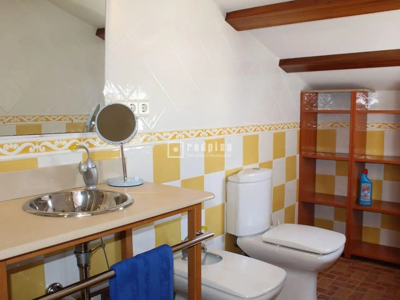Baño de Casa adosada de alquiler en Manises con Aire acondicionado, Calefacción y Parquet