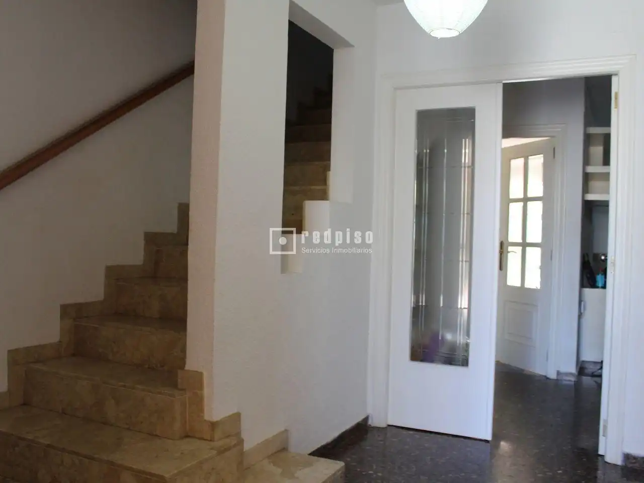 Casa adosada de alquiler en Manises con Aire acondicionado, Calefacción y Parquet