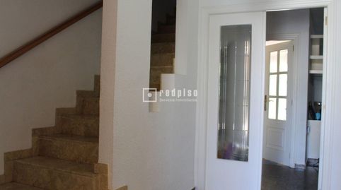 Einfamilien-Reihenhaus zur Miete in Carrer de Juan Vilar Arenes, 7, Alameda Park, Manises - Bild 2 Foto 2 von Einfamilien-Reihenhaus zur Miete in Carrer de Juan Vilar Arenes, 7, Alameda Park, Manises