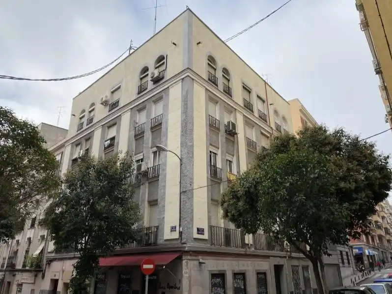 Apartments for rent in Calle de los Fundadores, 16, Fuente del Berro Exterior view of Apartments for rent in Madrid with Air Conditioner, Heating and Parquet flooring