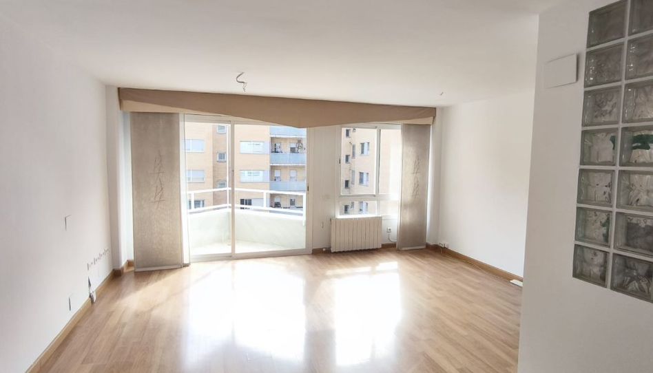 Piso en venta en Carrer de Lorca, 6, Molins de Rei, Barcelona - imagen 1 Foto 1 de Piso en venta en Carrer de Lorca, 6, Molins de Rei, Barcelona