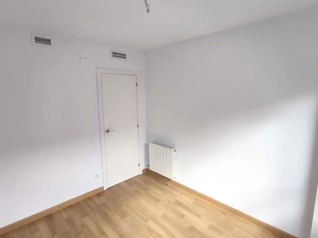 Dormitori de Pis en venda en Molins de Rei amb Aire condicionat i Balcó