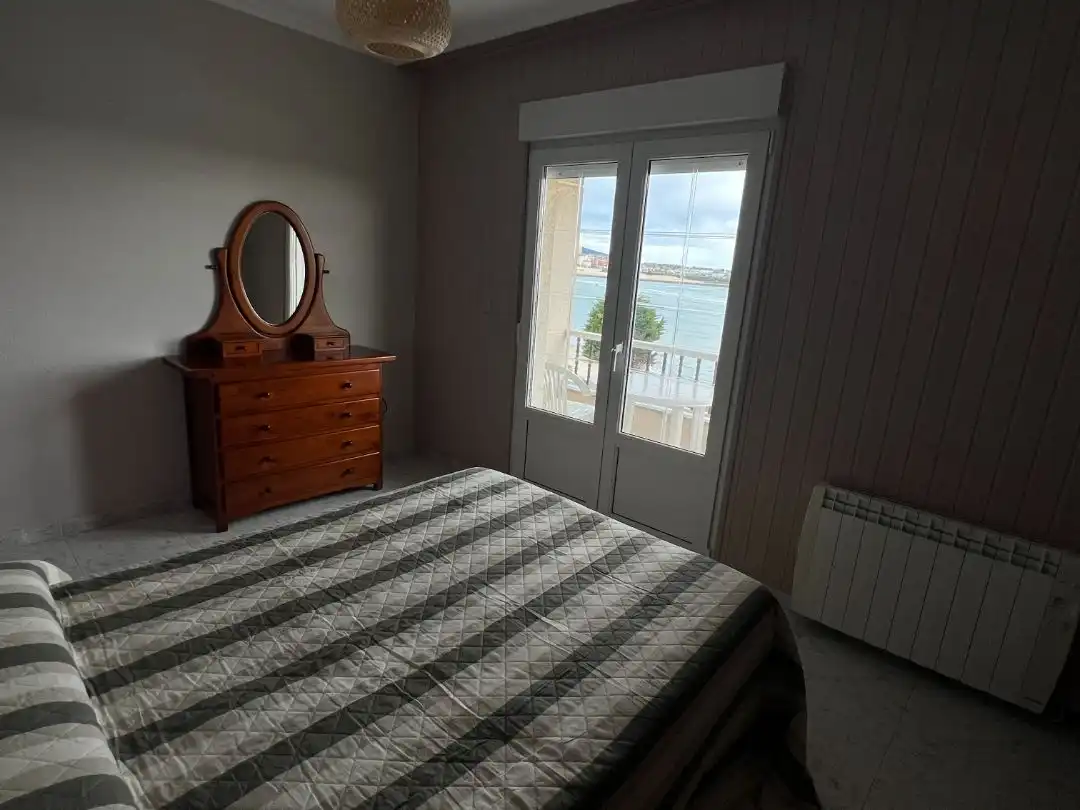 Bedroom of Flat for rent in Barreiros  with Terrace, Furnished and Community parking