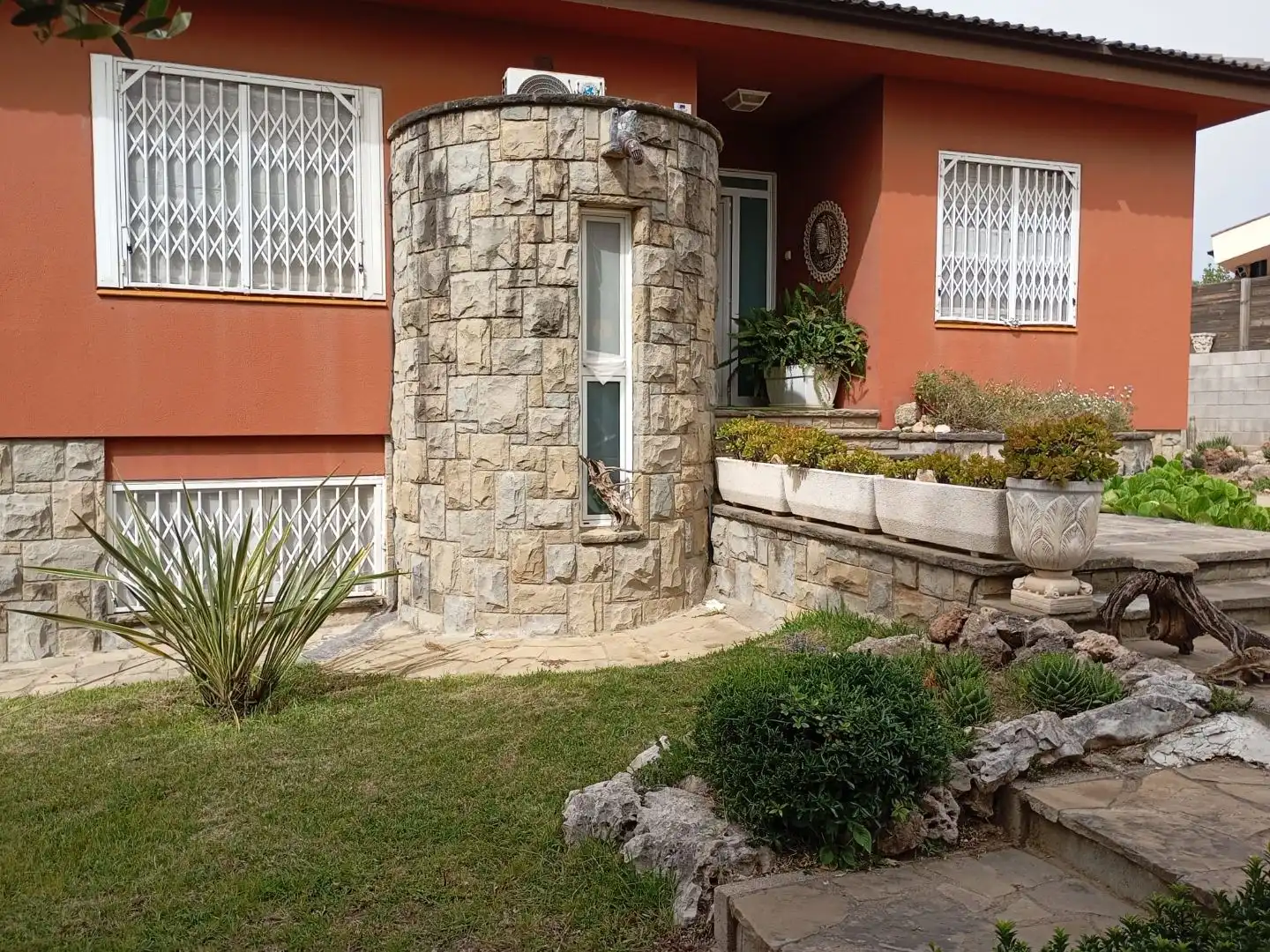 Wohnung zum Verkauf in Carrer Manresa, 19, Collbató Außenansicht von Wohnung zum Verkauf in Collbató mit Heizung, Privatgarten und Terrasse