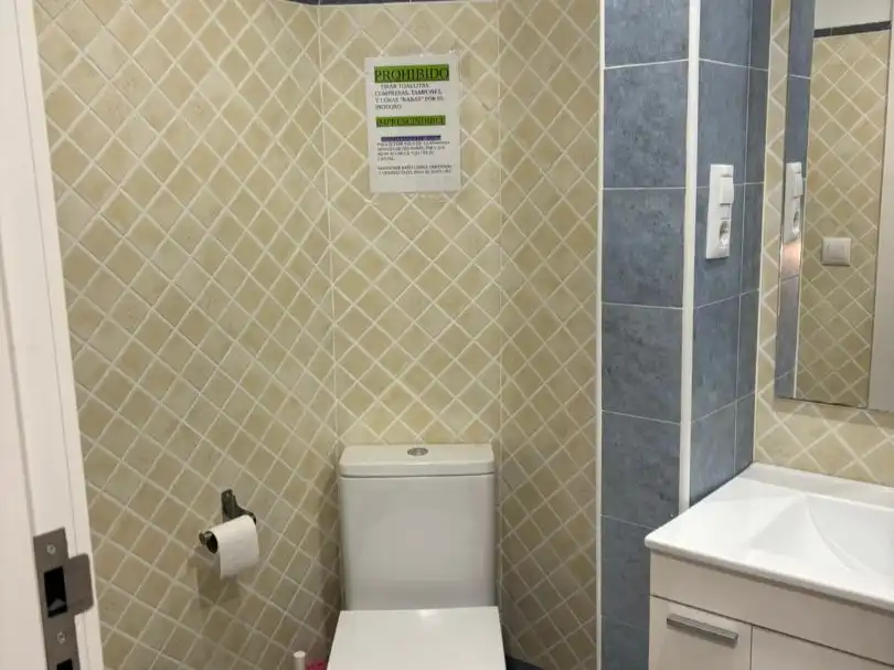 Room in Calle Tableron, 1, San Ildefonso - Catedral Room in Calle Tableron, 1, San Ildefonso - Catedral
