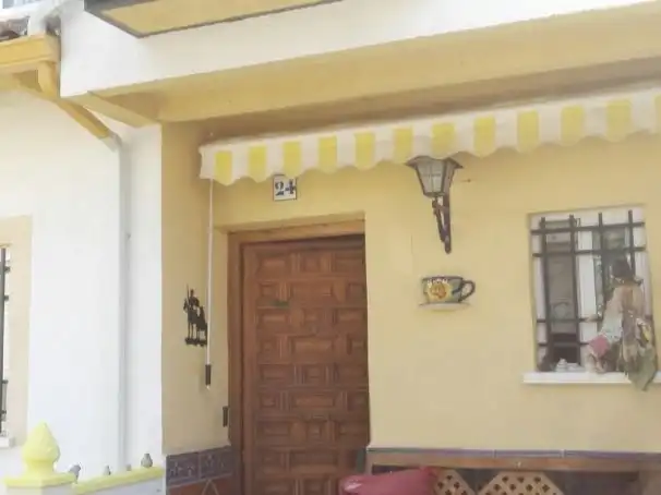 Casa adosada en venta en Olías del Rey con Aire acondicionado, Terraza y Balcón