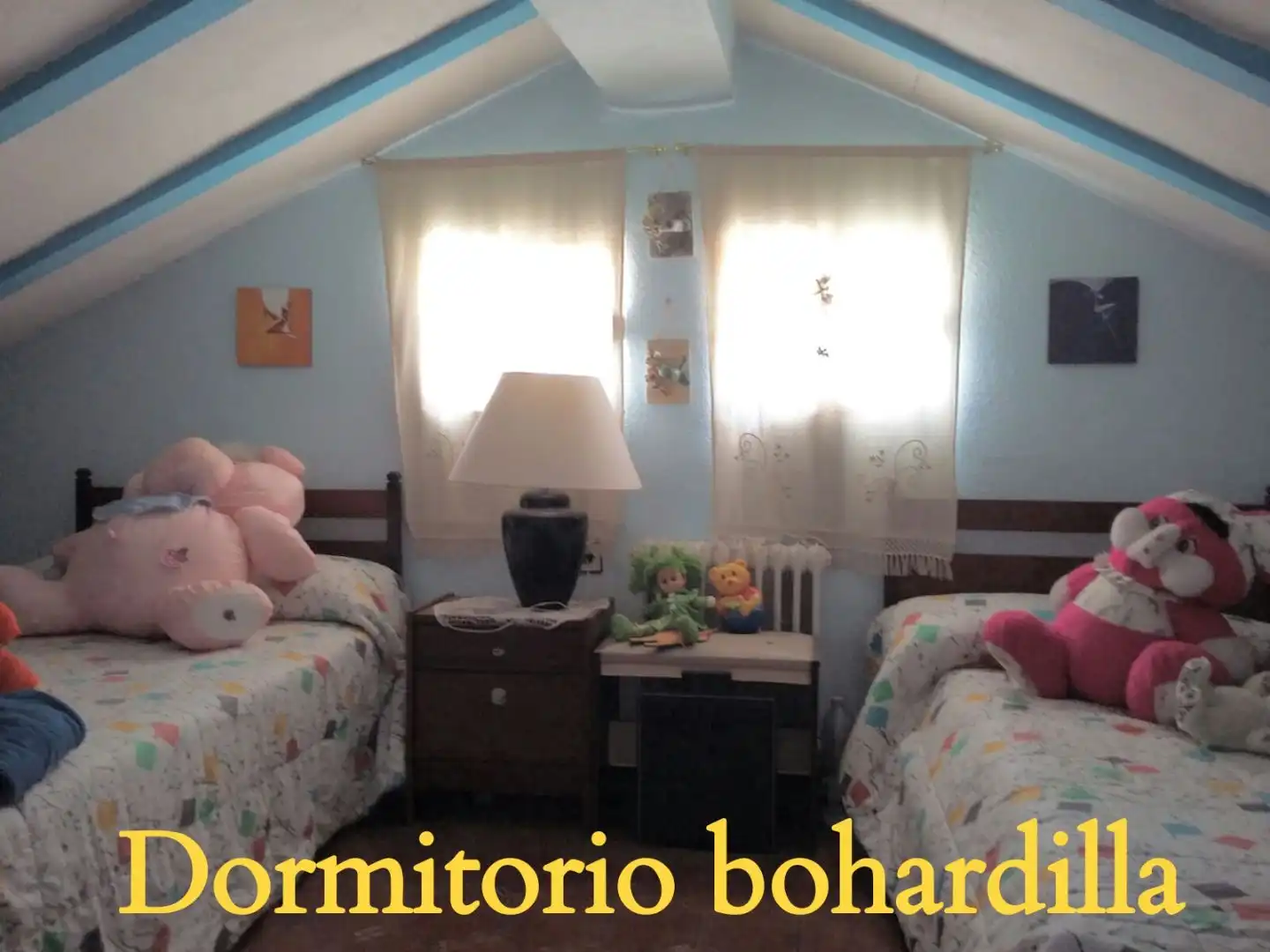 Habitación de Casa adosada en venta en Olías del Rey con Aire acondicionado, Terraza y Balcón