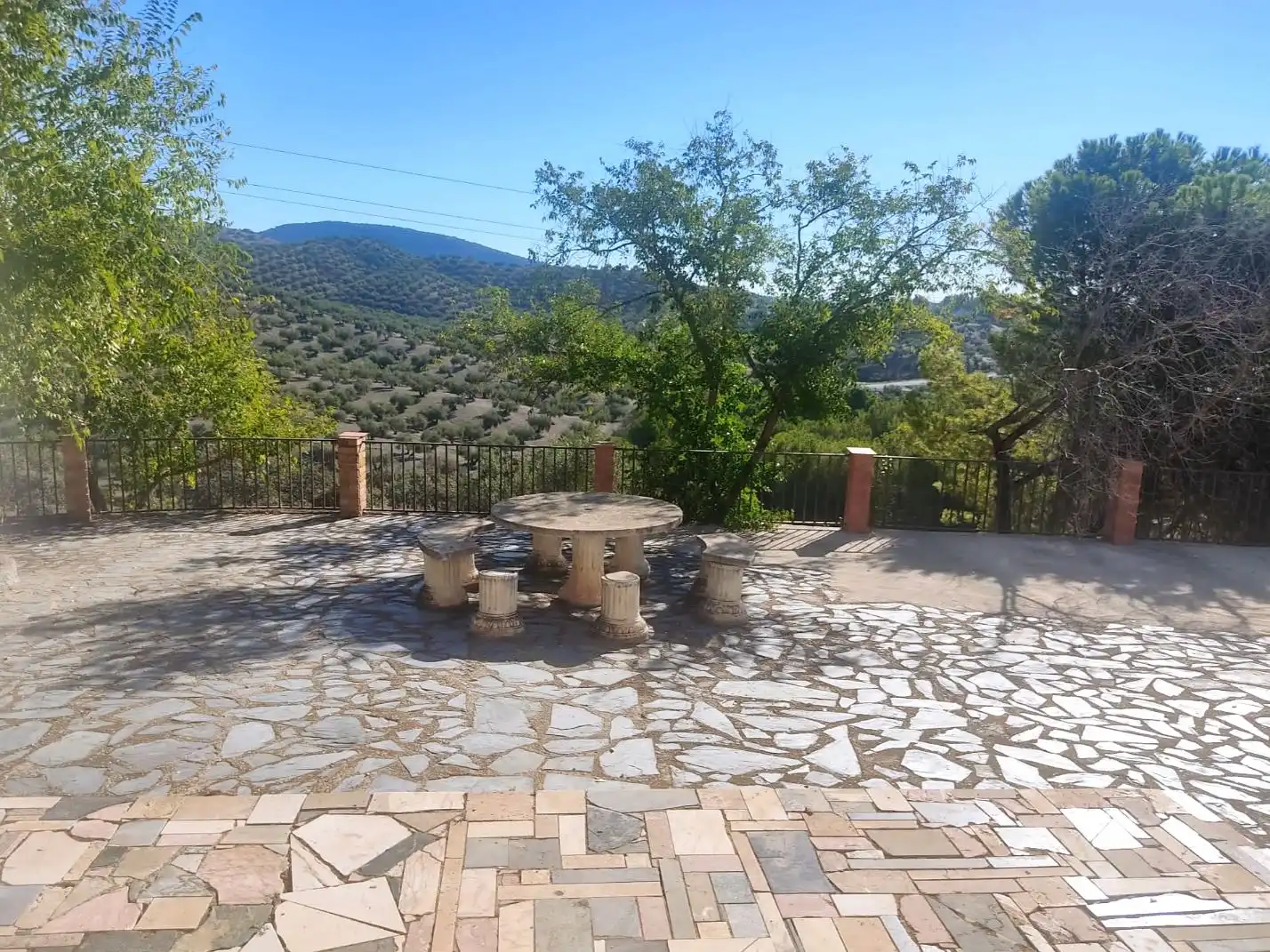 Wohnung zum Verkauf in Andújar Terrasse von Wohnung zum Verkauf in Andújar mit Terrasse, Abstellraum und Schwimmbad