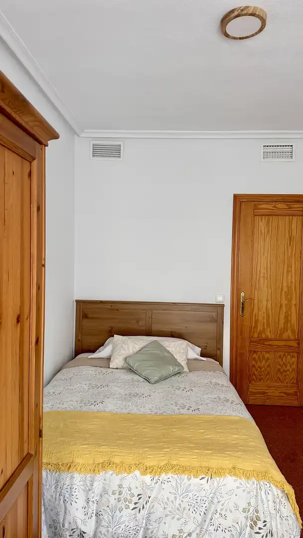 Piso de alquiler en Carrer Antonio Mora Ferrández, 45, Altabix Habitación de Piso de alquiler en Elche / Elx